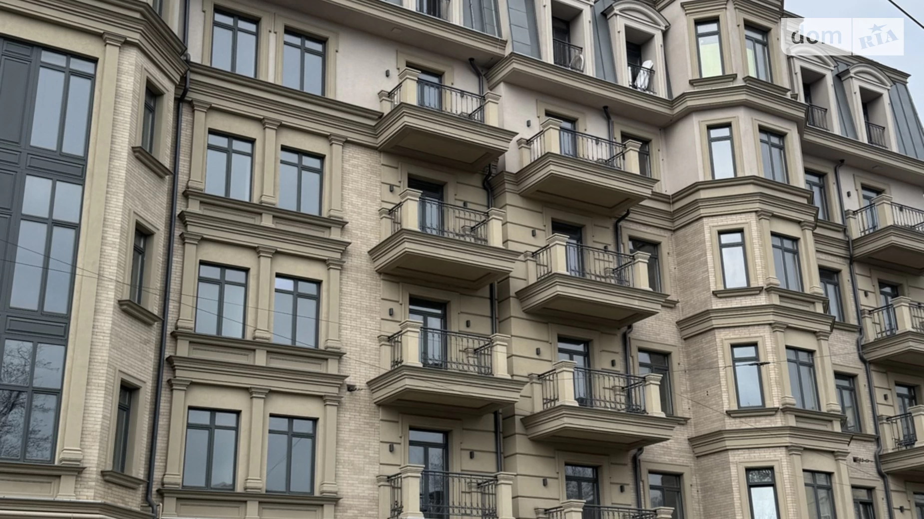Продается 2-комнатная квартира 76 кв. м в Одессе, Фонтанская дор., 62К - фото 2