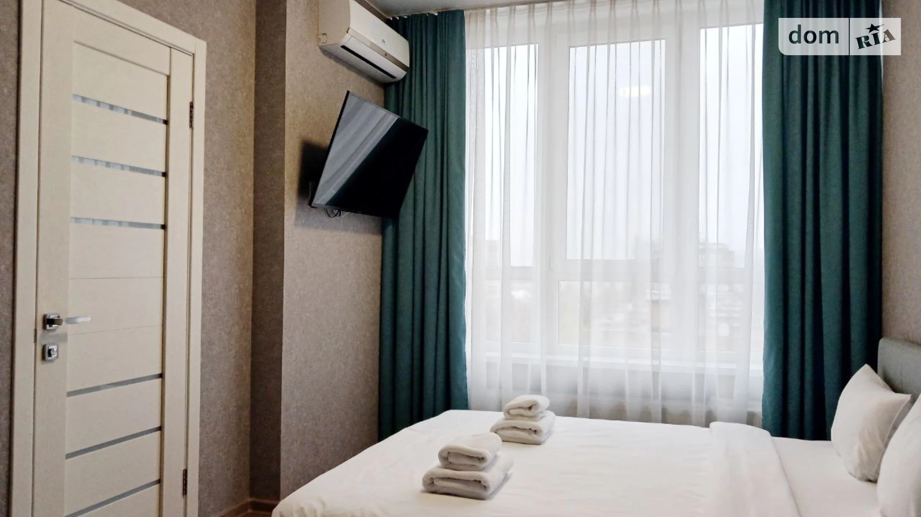 Продается 1-комнатная квартира 45 кв. м в Киеве, ул. Сырецко-Садовая, 1 - фото 2