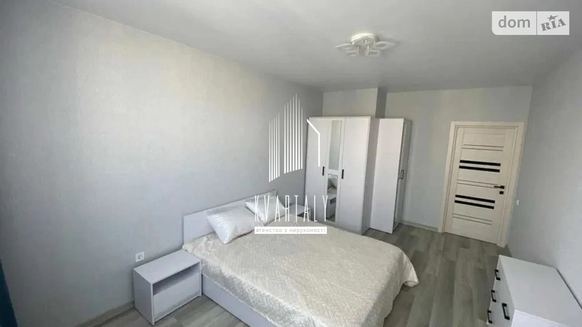 Продается 1-комнатная квартира 51 кв. м в Киеве, пер. Балтийский, 3А - фото 2
