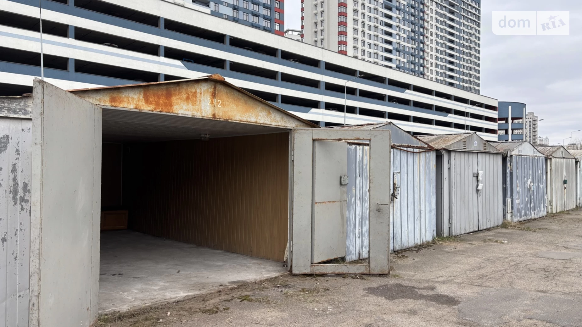 Продается отдельно стоящий гараж под легковое авто на 20.06 кв. м, цена: 6200 $ - фото 2