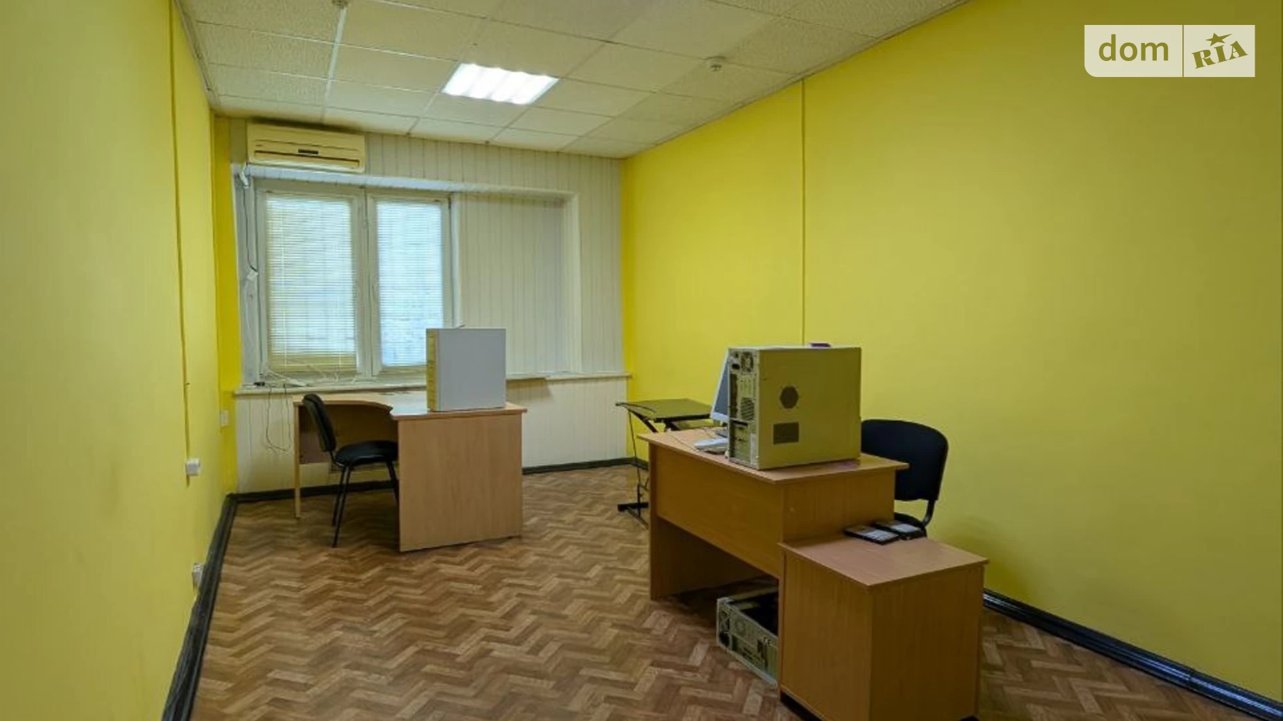 Сдается в аренду офис 18 кв. м в бизнес-центре, цена: 9999 грн - фото 2