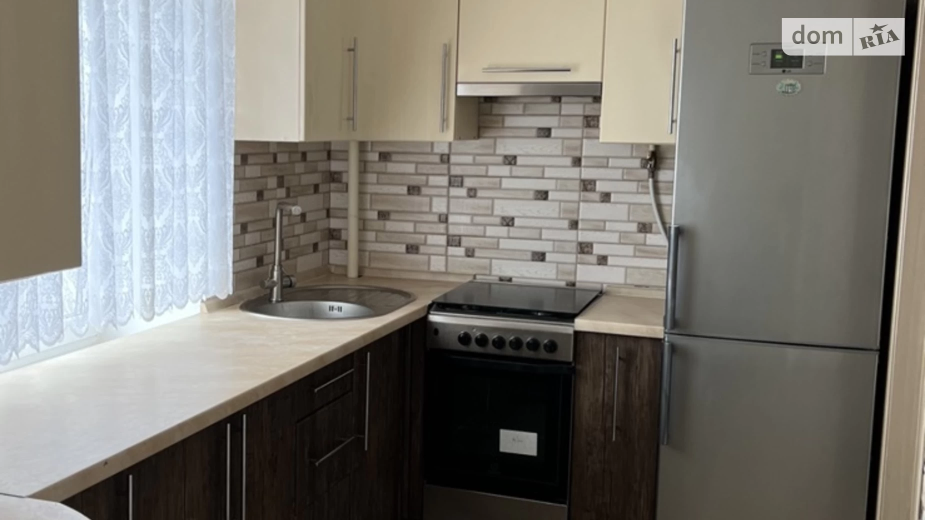 Продается 3-комнатная квартира 74 кв. м в Николаеве, ул. Знаменская, 8А - фото 2