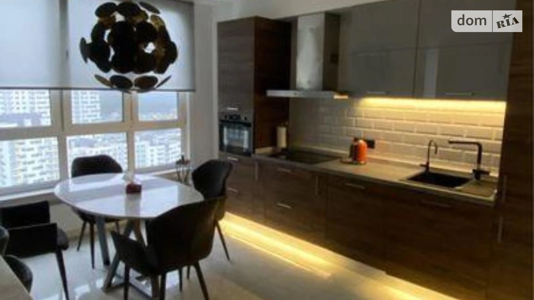 Продается 2-комнатная квартира 74 кв. м в Киеве, цена: 125700 $ - фото 2