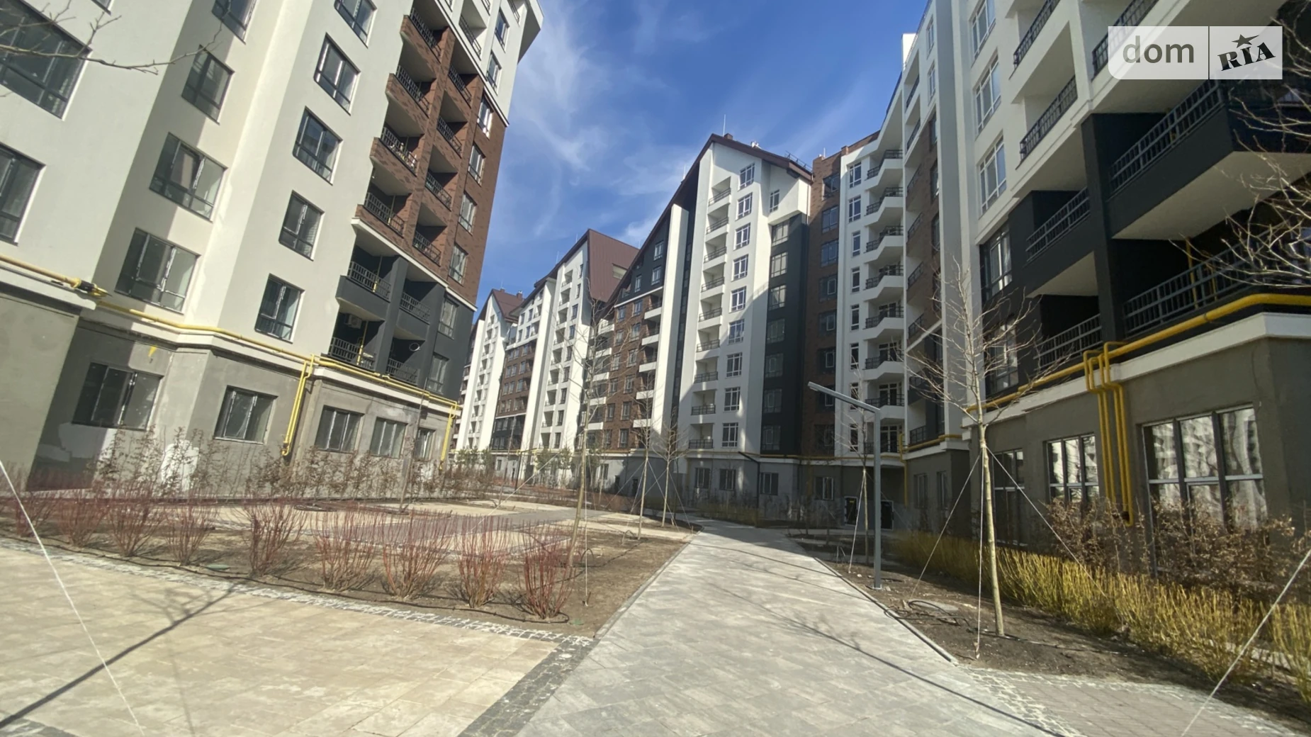Продается 3-комнатная квартира 83.42 кв. м в Ирпене, ул. Ольги Кобылянской(Достоевского), 1В/28 - фото 2