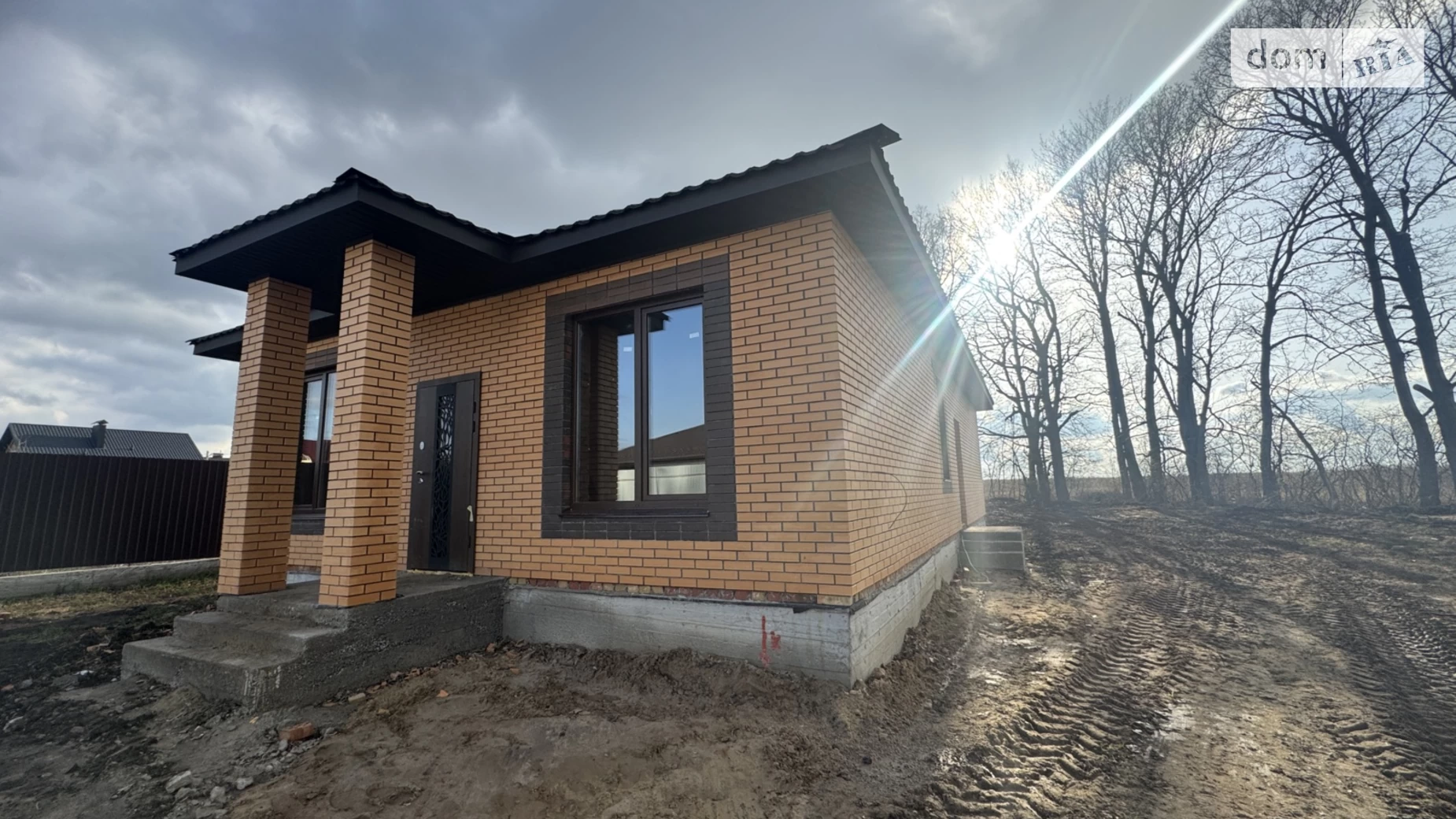 Продается одноэтажный дом 100 кв. м с мансардой, цена: 88000 $ - фото 2