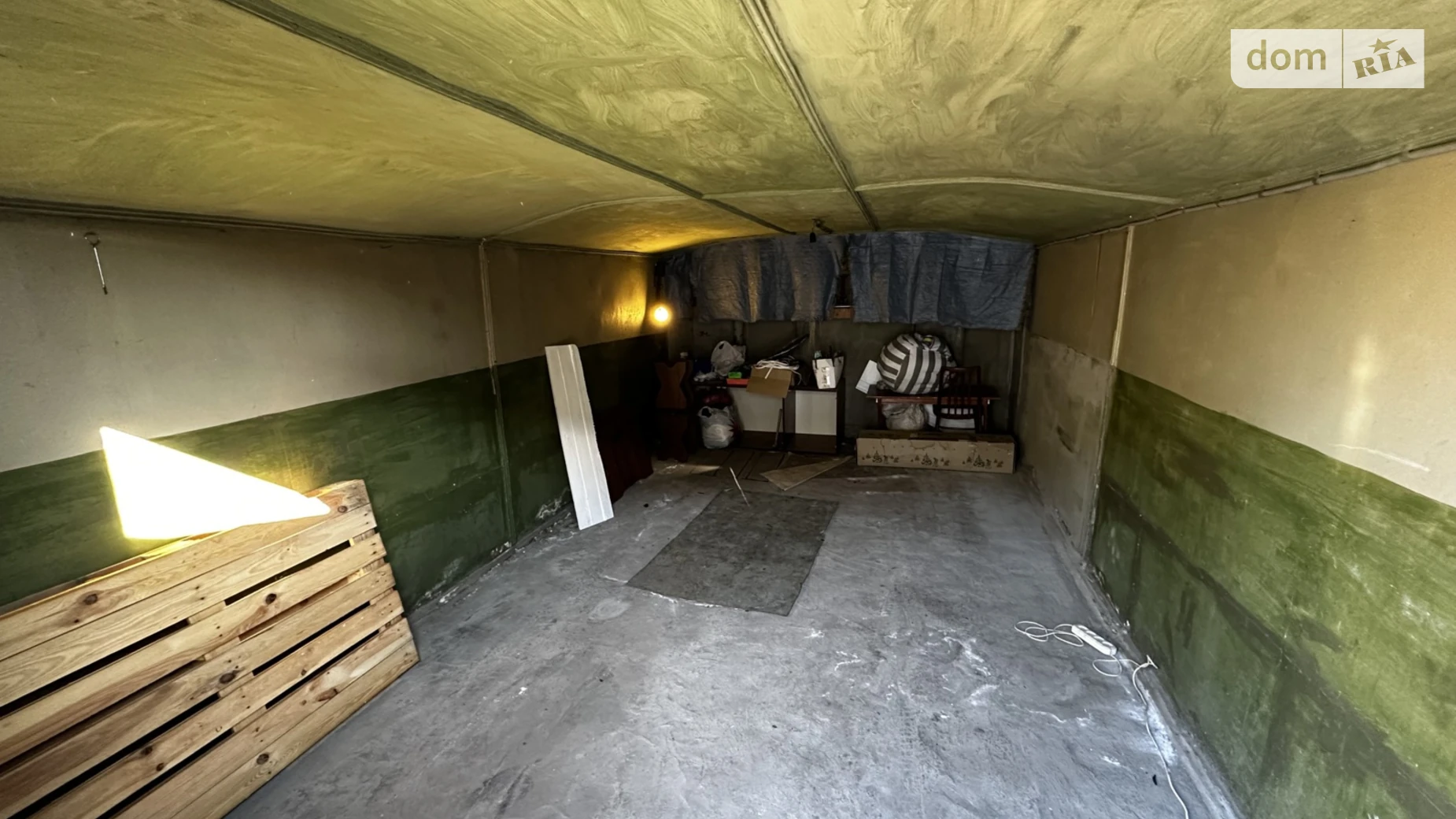 Продается место в гаражном кооперативе под легковое авто на 24 кв. м, цена: 4000 $ - фото 2