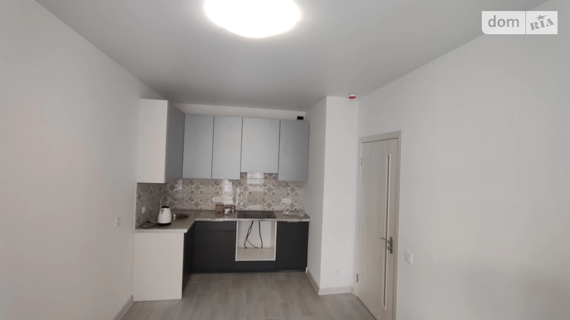 Продається 2-кімнатна квартира 68 кв. м у Авангарді, цена: 70720 $ - фото 2