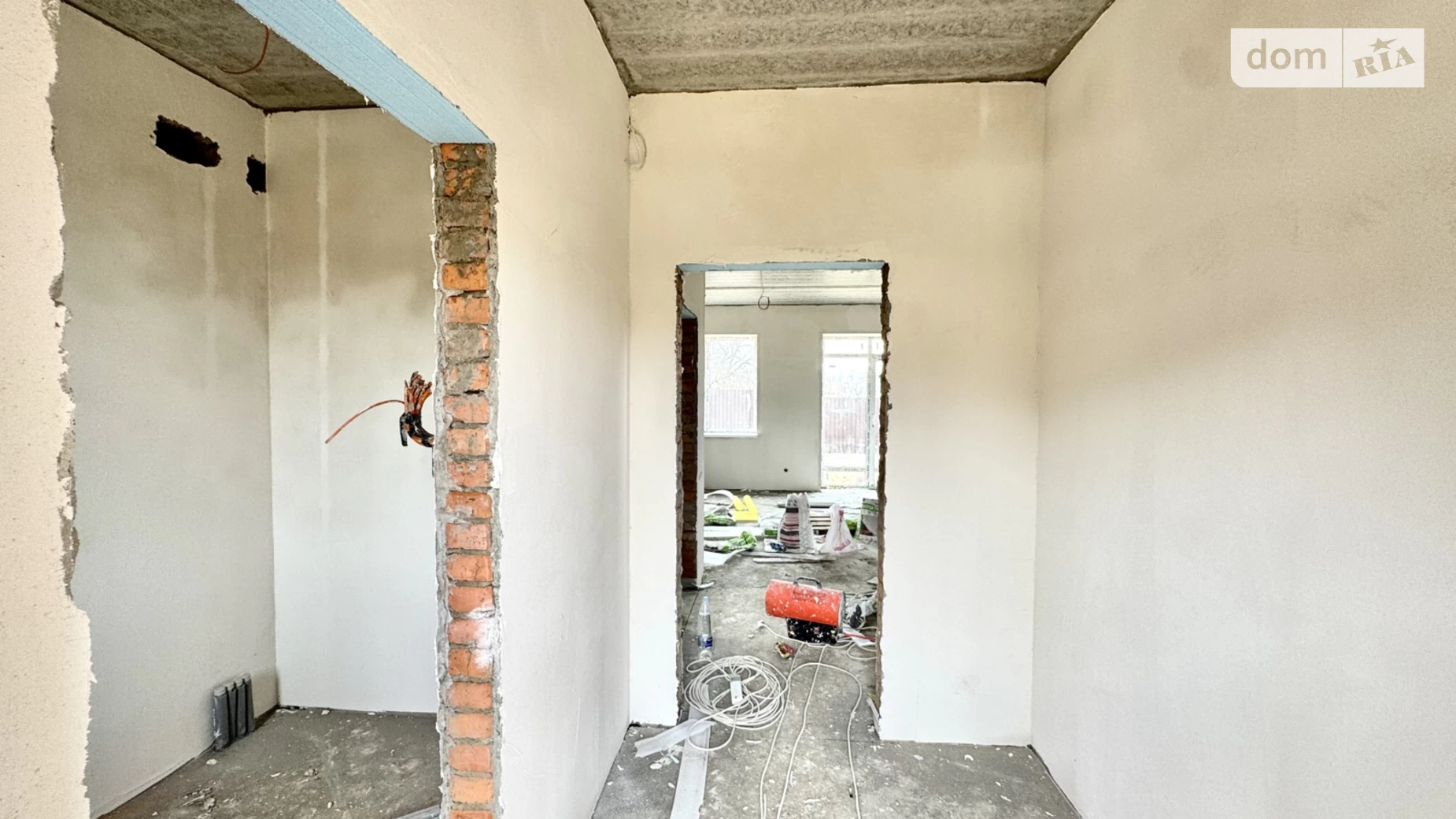 Продается дом на 2 этажа 125 кв. м с баней/сауной, цена: 95000 $ - фото 2