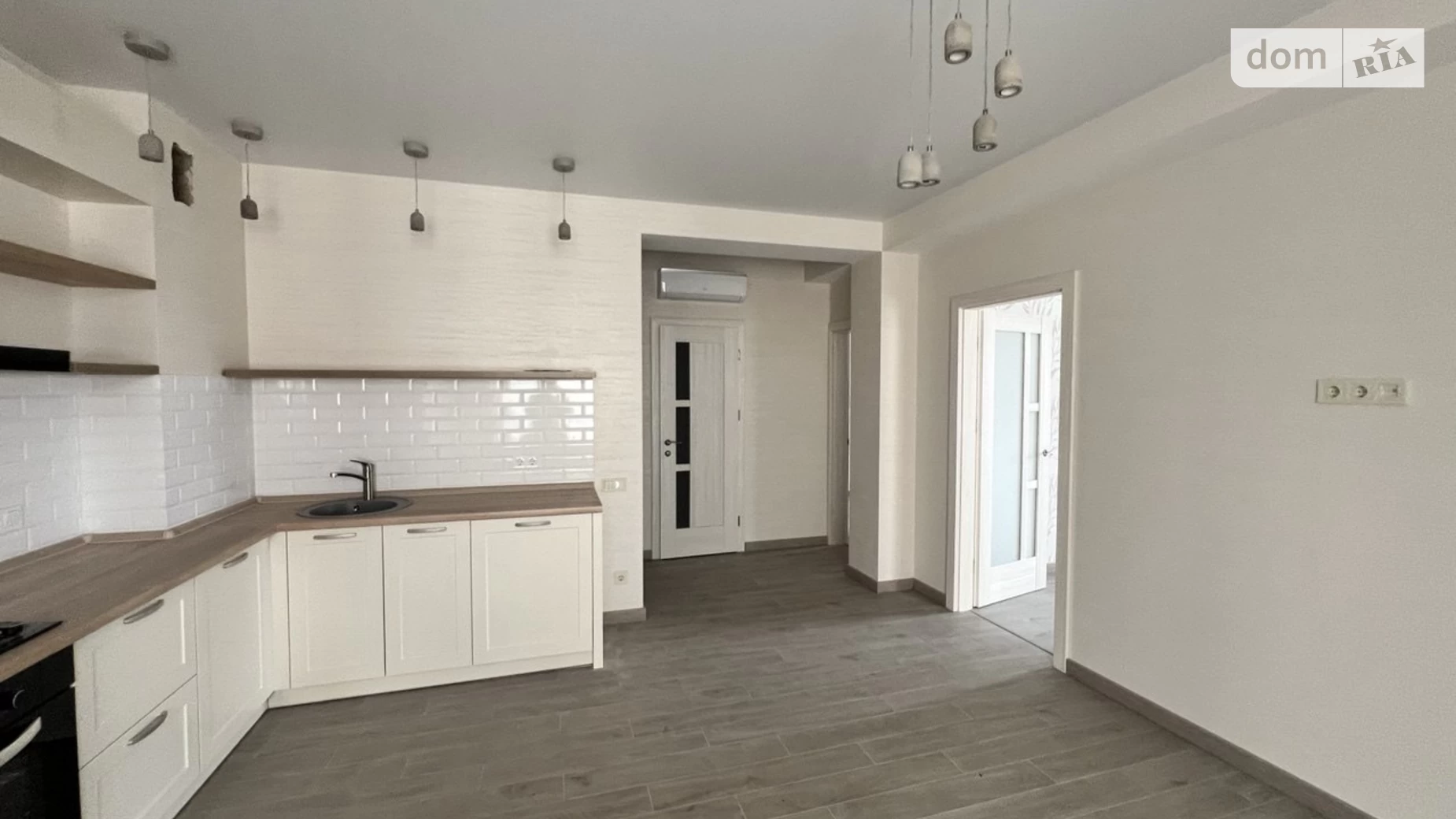 Продається 2-кімнатна квартира 78.8 кв. м у Крижанівка, цена: 120000 $ - фото 2