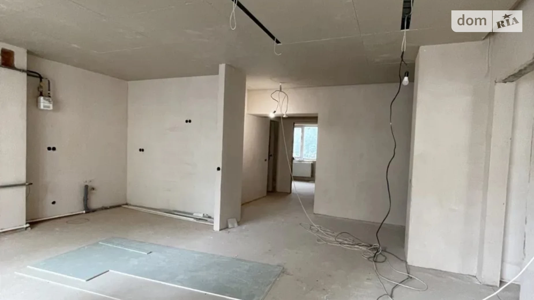 Продается 3-комнатная квартира 85 кв. м в Ивано-Франковске, ул. Яблучная, 2 - фото 2
