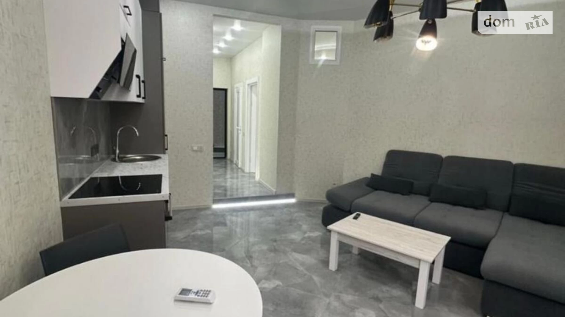 Продается 1-комнатная квартира 45 кв. м в Одессе, плато Аркадийское(Гагаринское), 5/2 - фото 2