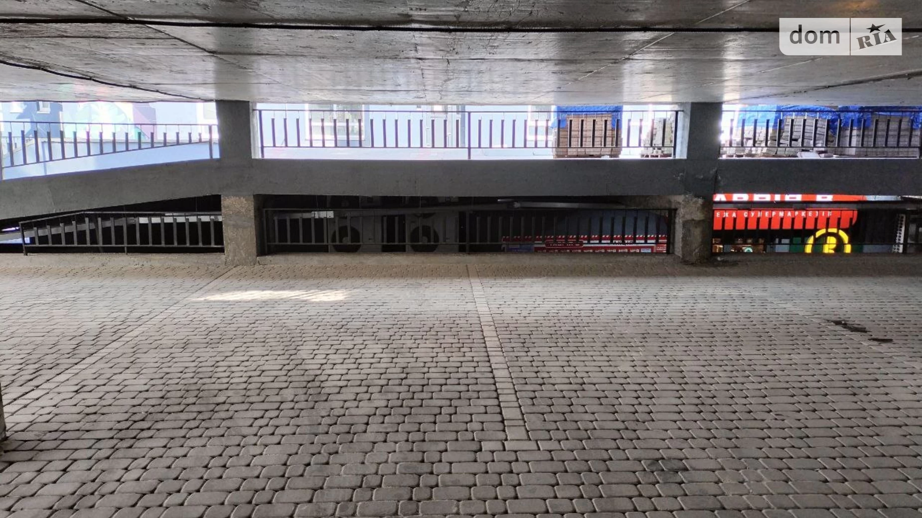 Продается подземный паркинг под легковое авто на 15 кв. м, цена: 10000 $ - фото 3