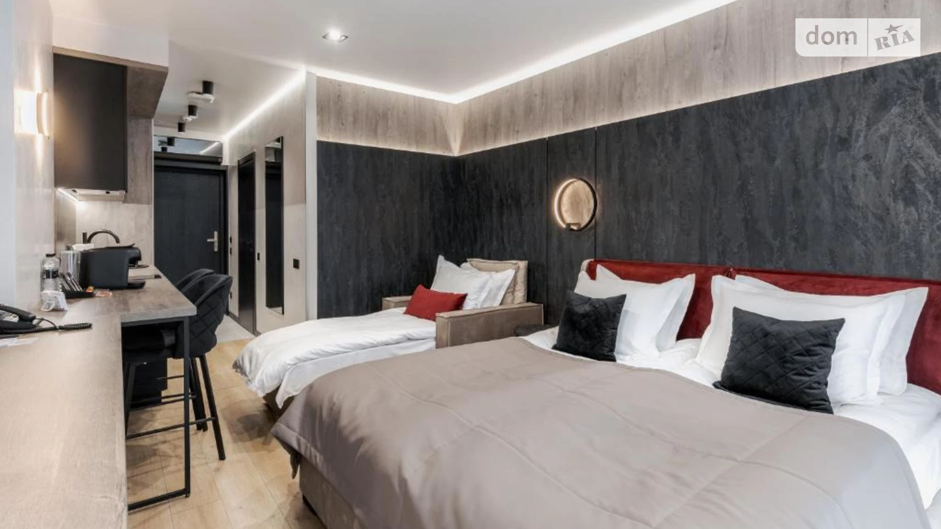 Продается 1-комнатная квартира 28.3 кв. м в, цена: 165000 $ - фото 2