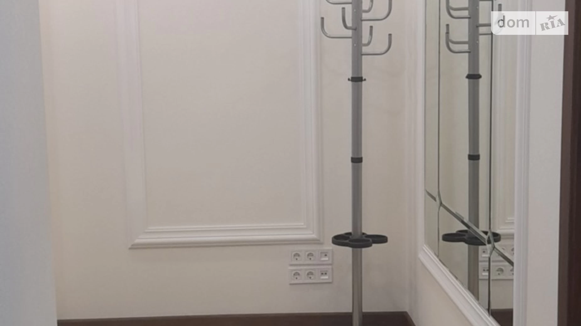 Сдается в аренду офис 67.8 кв. м в бизнес-центре, цена: 1017 $ - фото 3