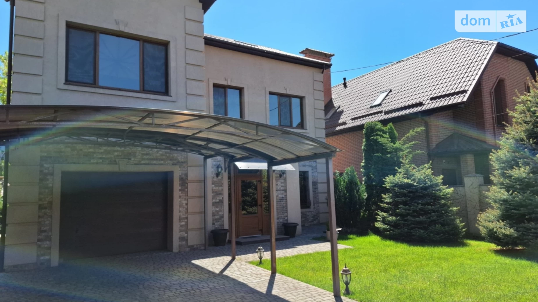 Продается дом на 2 этажа 241 кв. м с верандой, цена: 220000 $ - фото 2