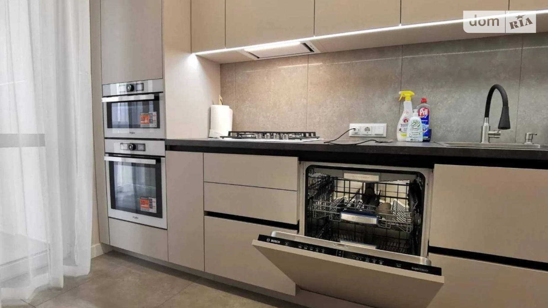 Продается 2-комнатная квартира 72 кв. м в Львове, ул. Железнодорожная - фото 3