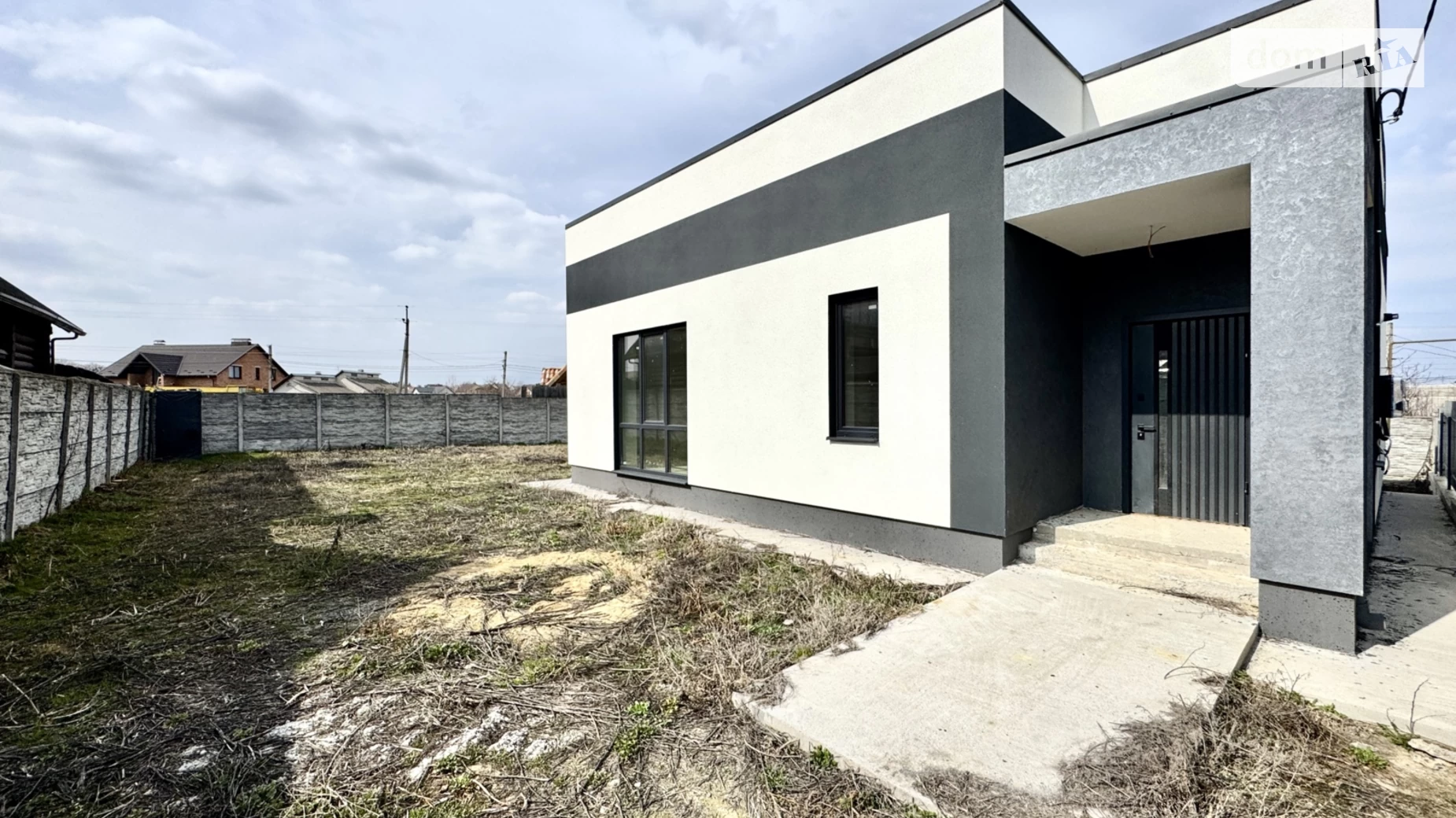 Продається одноповерховий будинок 110 кв. м с басейном, цена: 130000 $ - фото 2