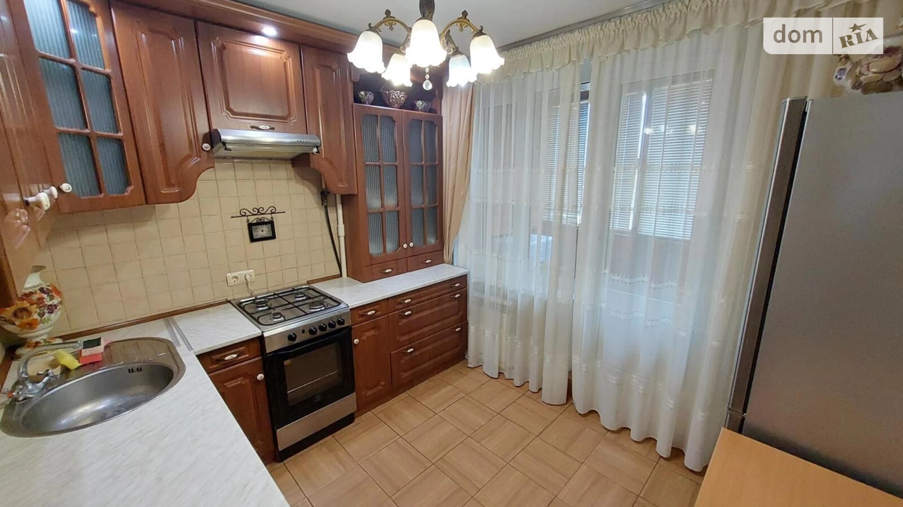 Продается 3-комнатная квартира 70.4 кв. м в Киеве, цена: 99000 $ - фото 2
