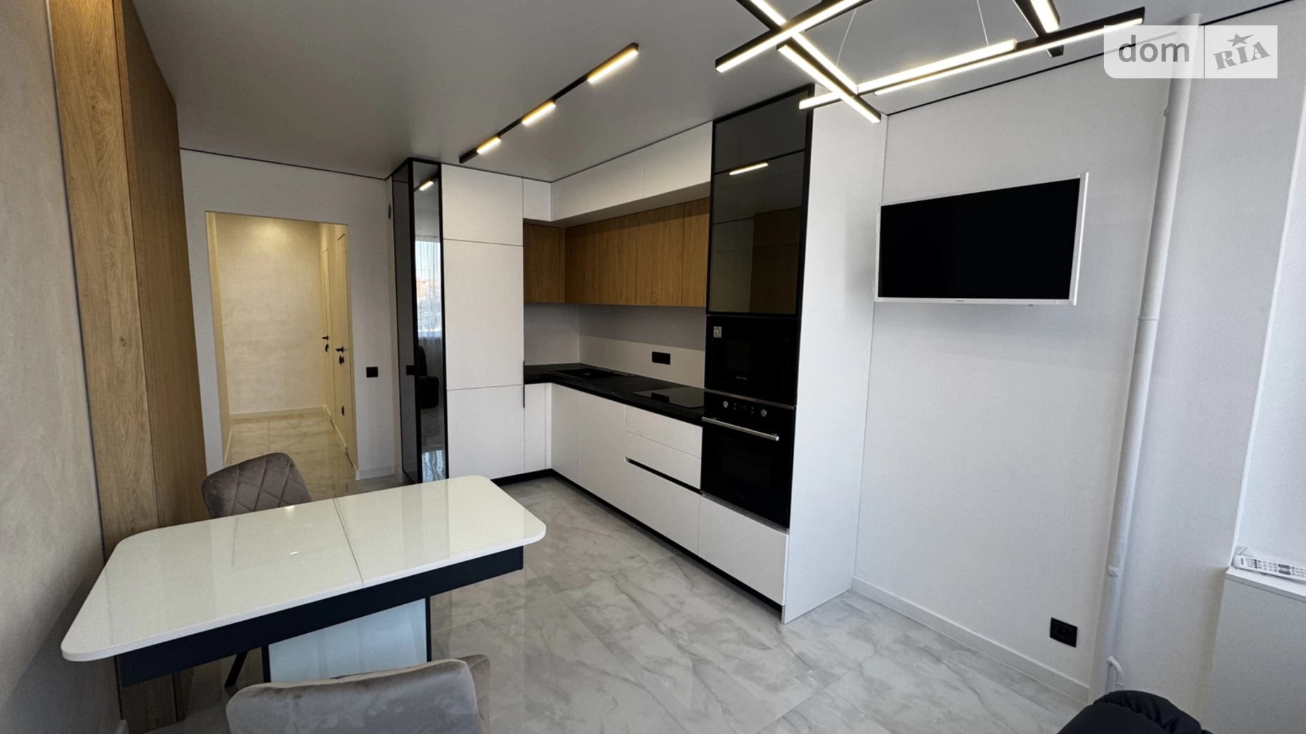 2-комнатная квартира 73 кв. м в Тернополе, ул. Киевская - фото 3