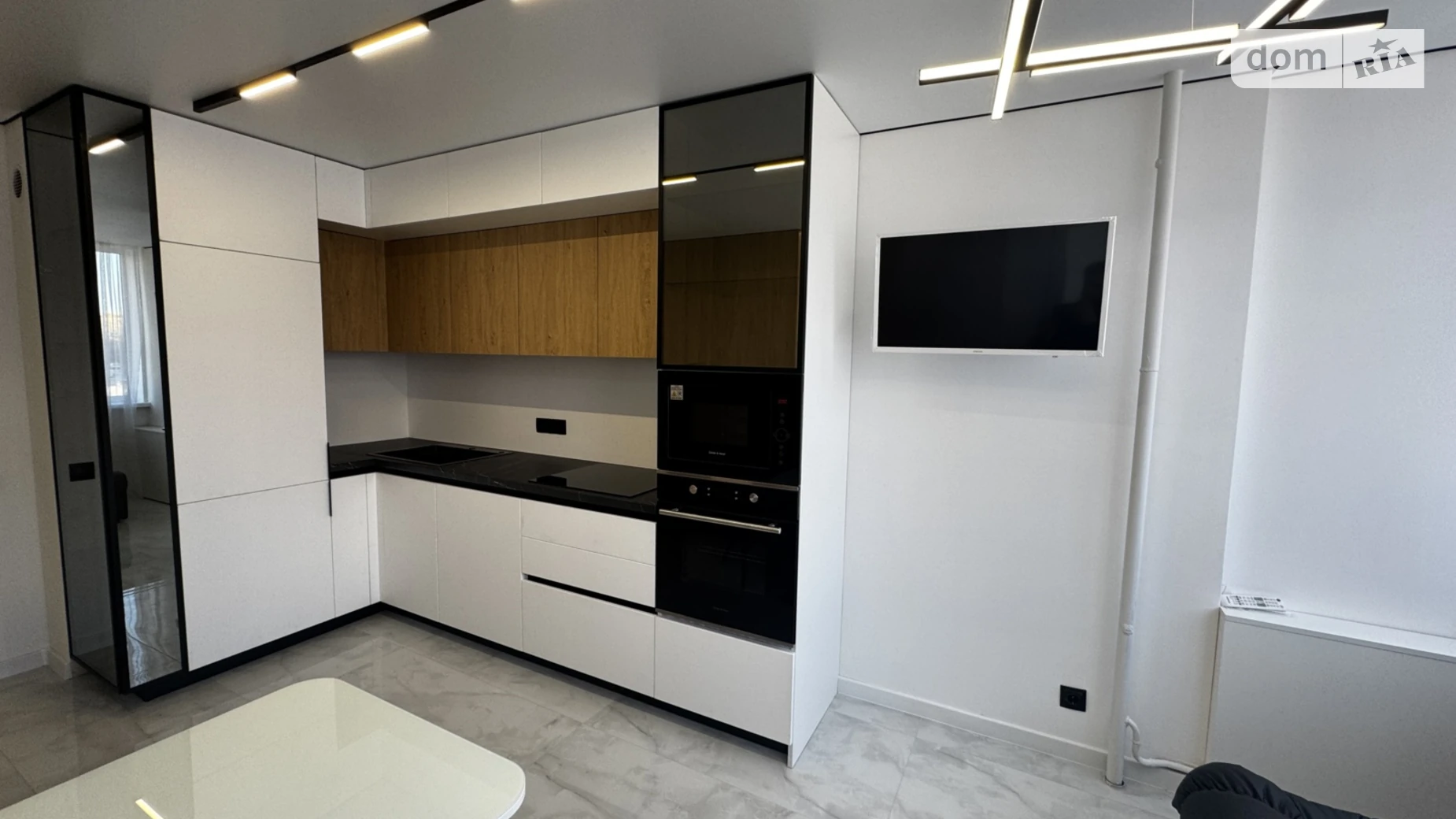 2-комнатная квартира 73 кв. м в Тернополе, ул. Киевская - фото 2