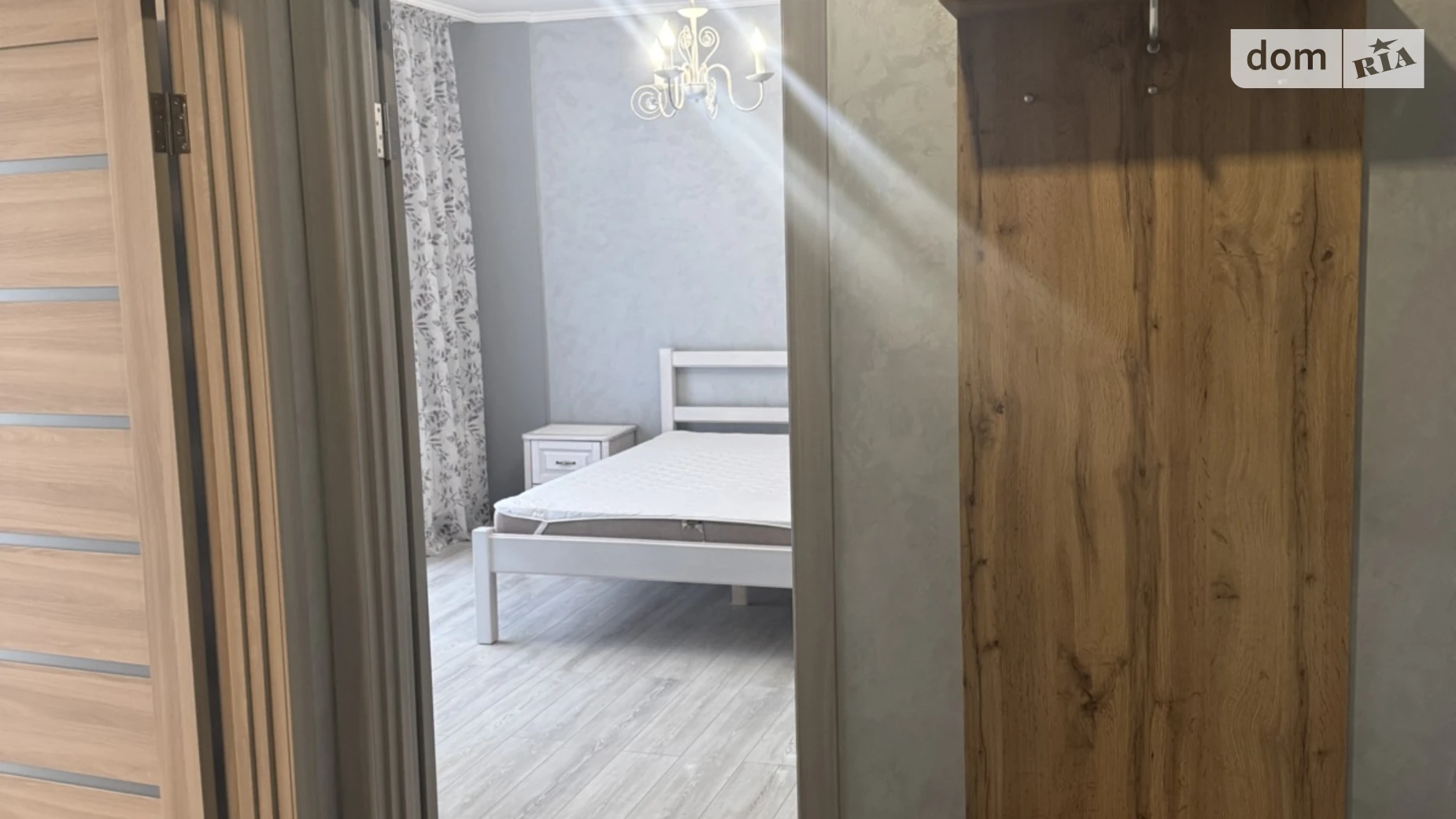 Продається 1-кімнатна квартира 40.4 кв. м у Ужгороді, вул. Заньковецької, 35А - фото 3