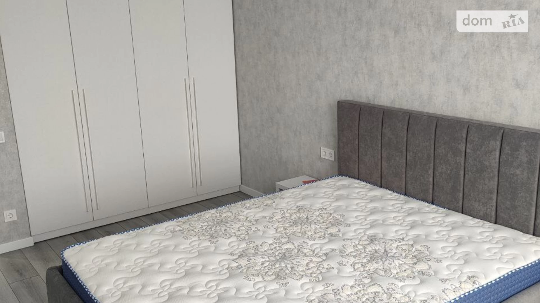 Продается 1-комнатная квартира 47.2 кв. м в Киеве, ул. Причальная, 12 - фото 2