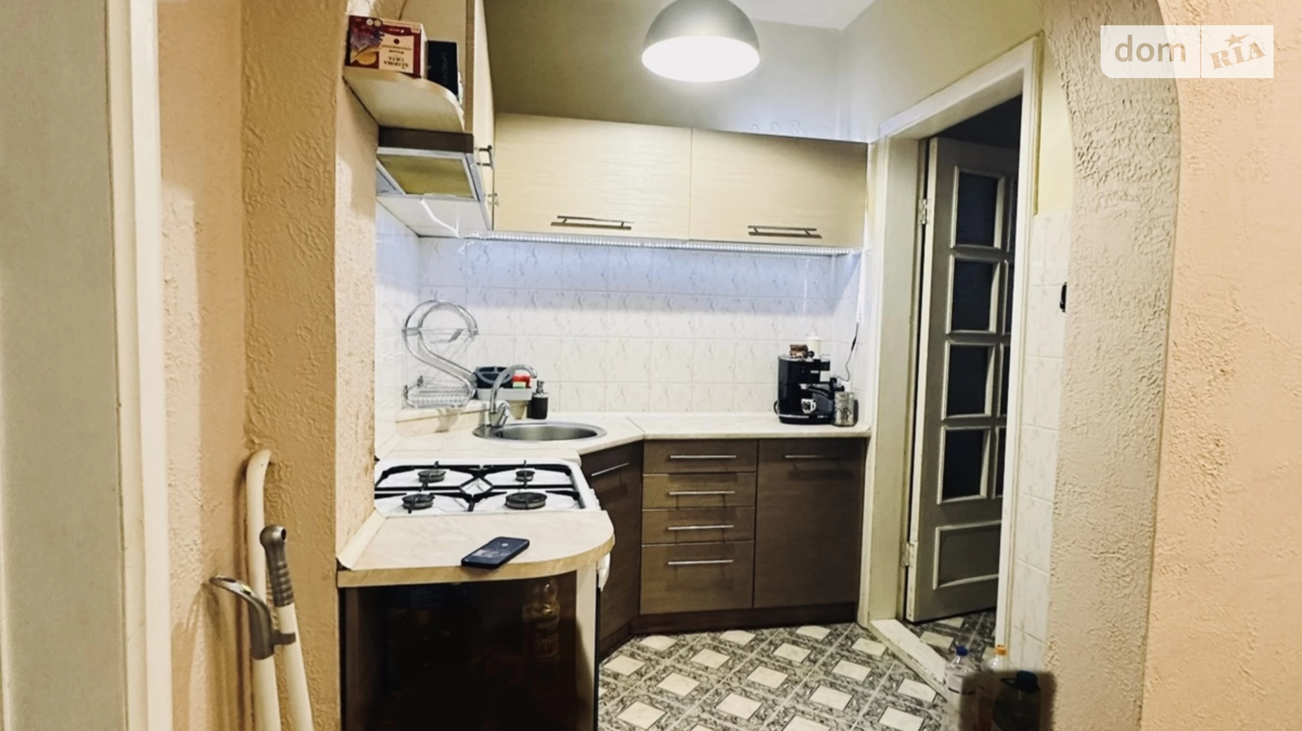 Продается дом на 2 этажа 288 кв. м с участком, цена: 150000 $ - фото 4