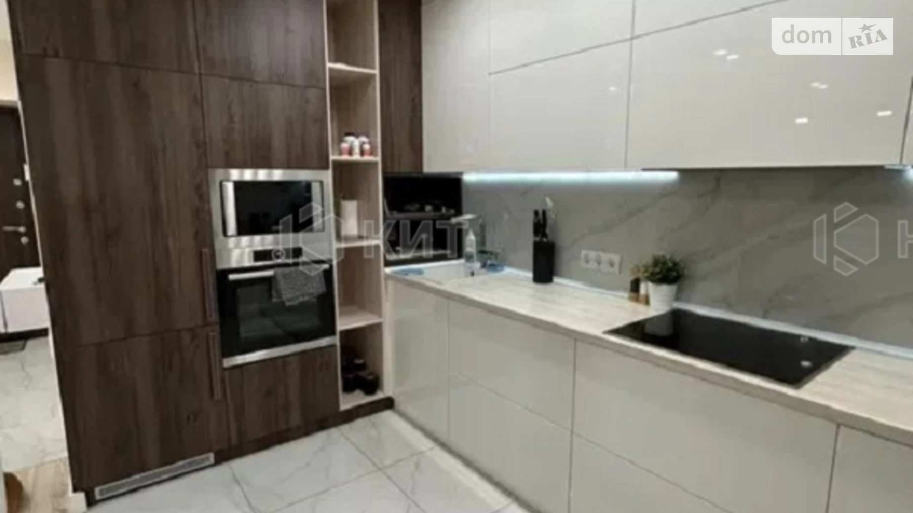 Продается 1-комнатная квартира 42 кв. м в Харькове, ул. Гвардейцев-Широнинцев, 29А - фото 2