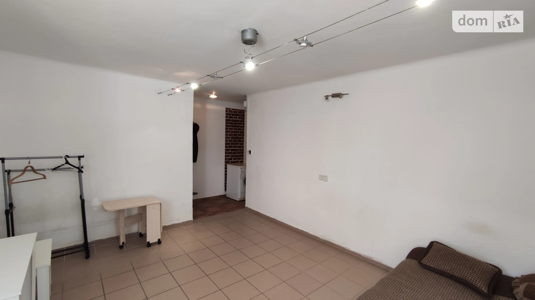 Продается офис 39.7 кв. м в бизнес-центре, цена: 38500 $ - фото 2