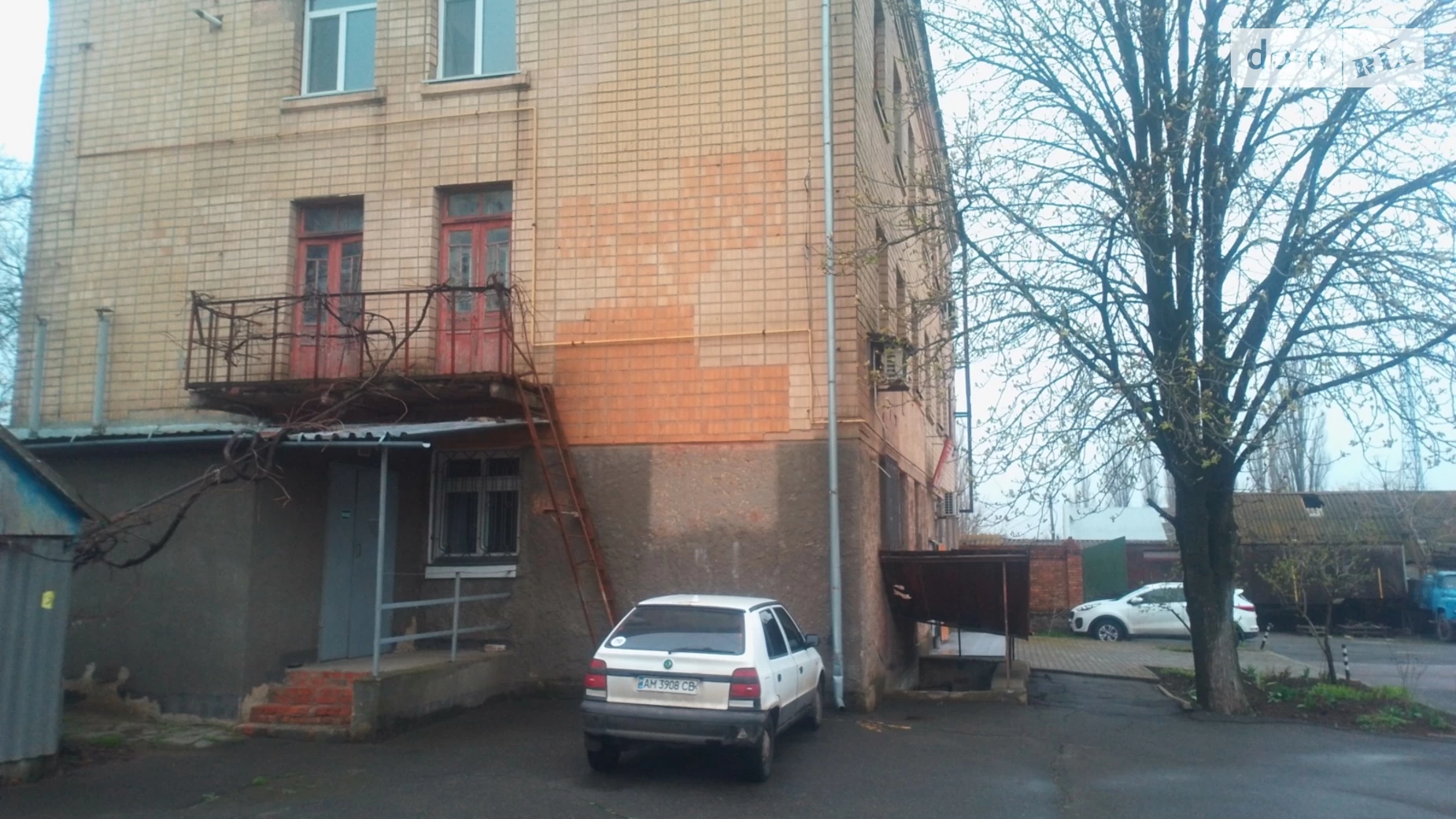 Сдается в аренду офис 214.6 кв. м в бизнес-центре, цена: 40000 грн - фото 3
