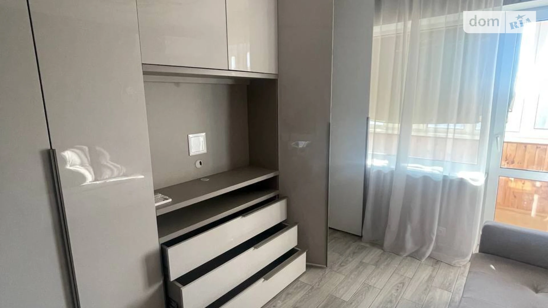 Продается 1-комнатная квартира 36 кв. м в Бородянке, ул. Парковая, 7 - фото 3