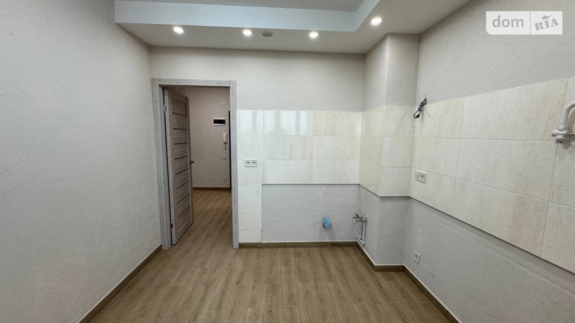 Продается 1-комнатная квартира 43.4 кв. м в Одессе, ул. Владислава Бувалкина(Генерала Бочарова), 34 - фото 2