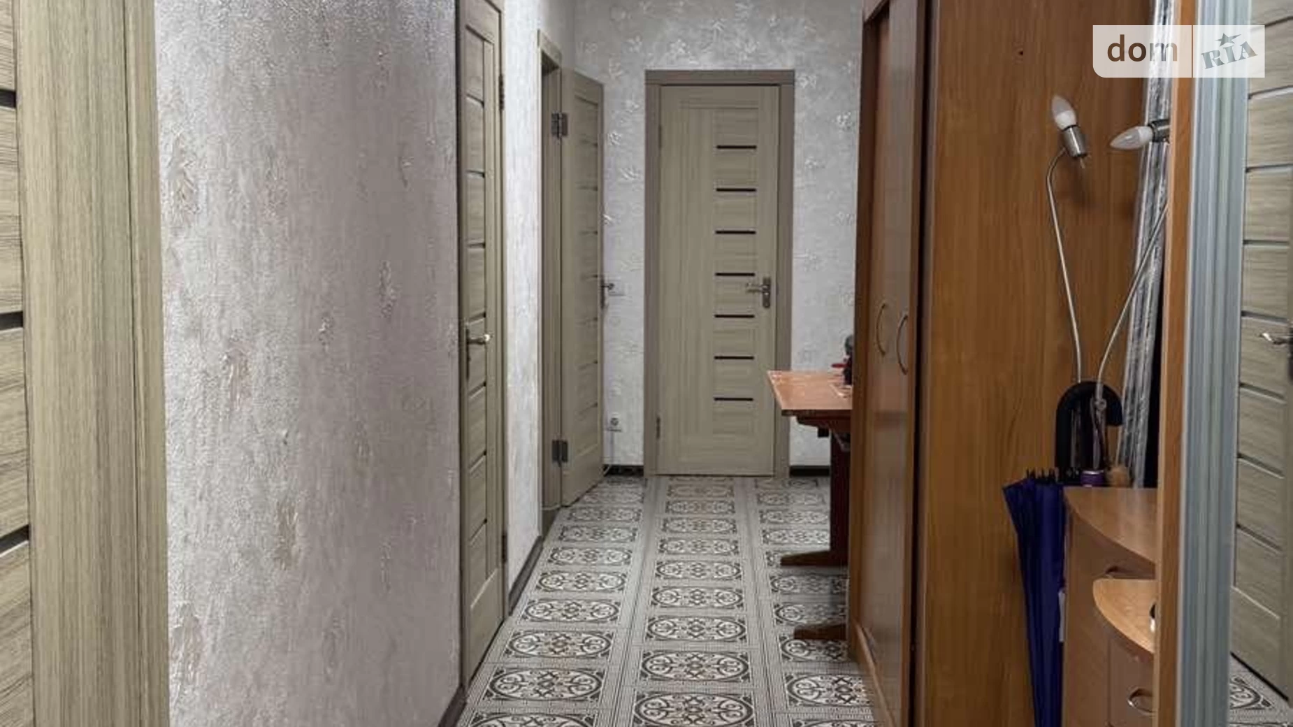 Продается 4-комнатная квартира 95.6 кв. м в Чернигове, ул. Красносельского - фото 2