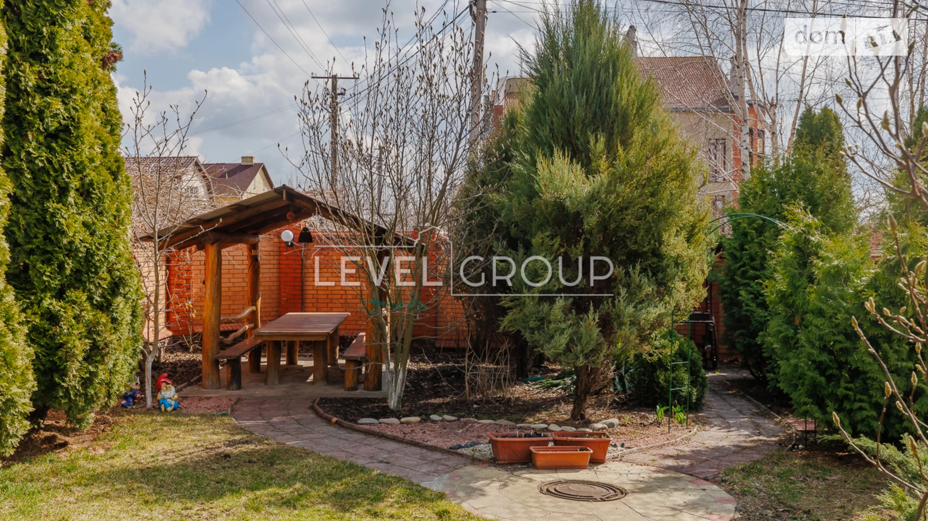 Продается дом на 2 этажа 250.6 кв. м с беседкой, цена: 230000 $ - фото 5