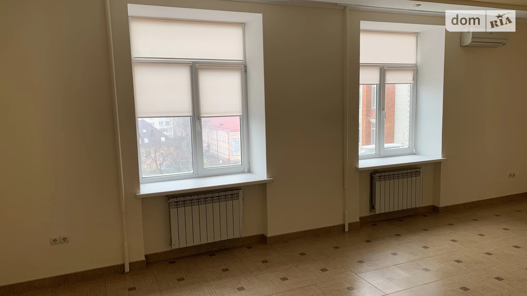 Продается офис 44 кв. м в бизнес-центре, цена: 33000 $ - фото 4