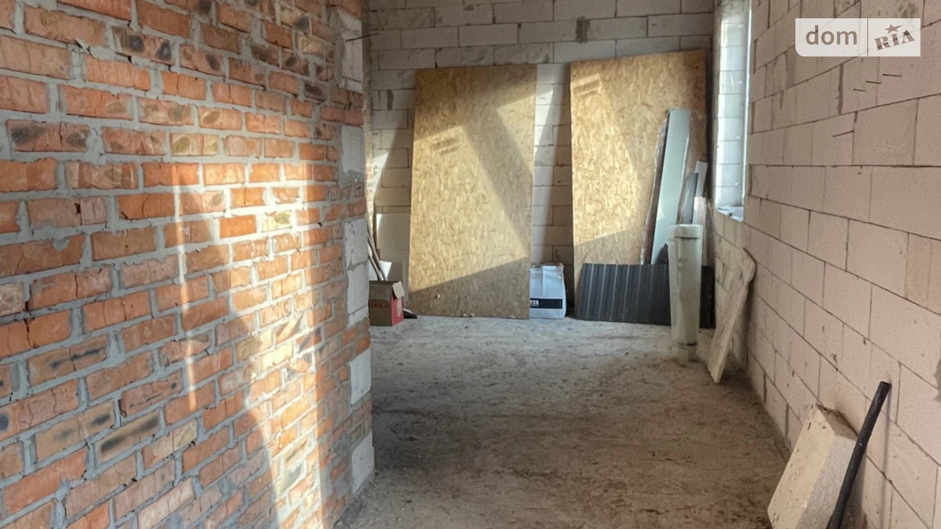Продается дом на 2 этажа 160 кв. м с баней/сауной, цена: 70500 $ - фото 3