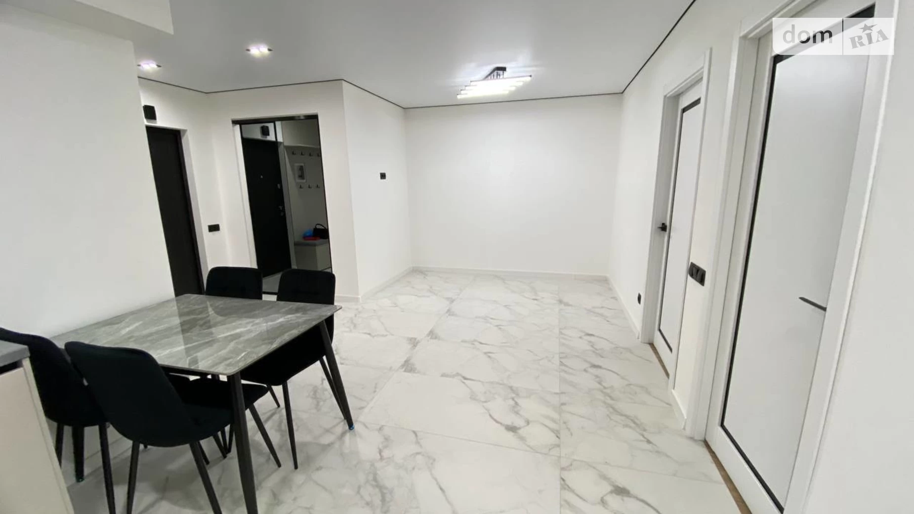 2-комнатная квартира 62 кв. м в Тернополе, ул. Смакулы - фото 5