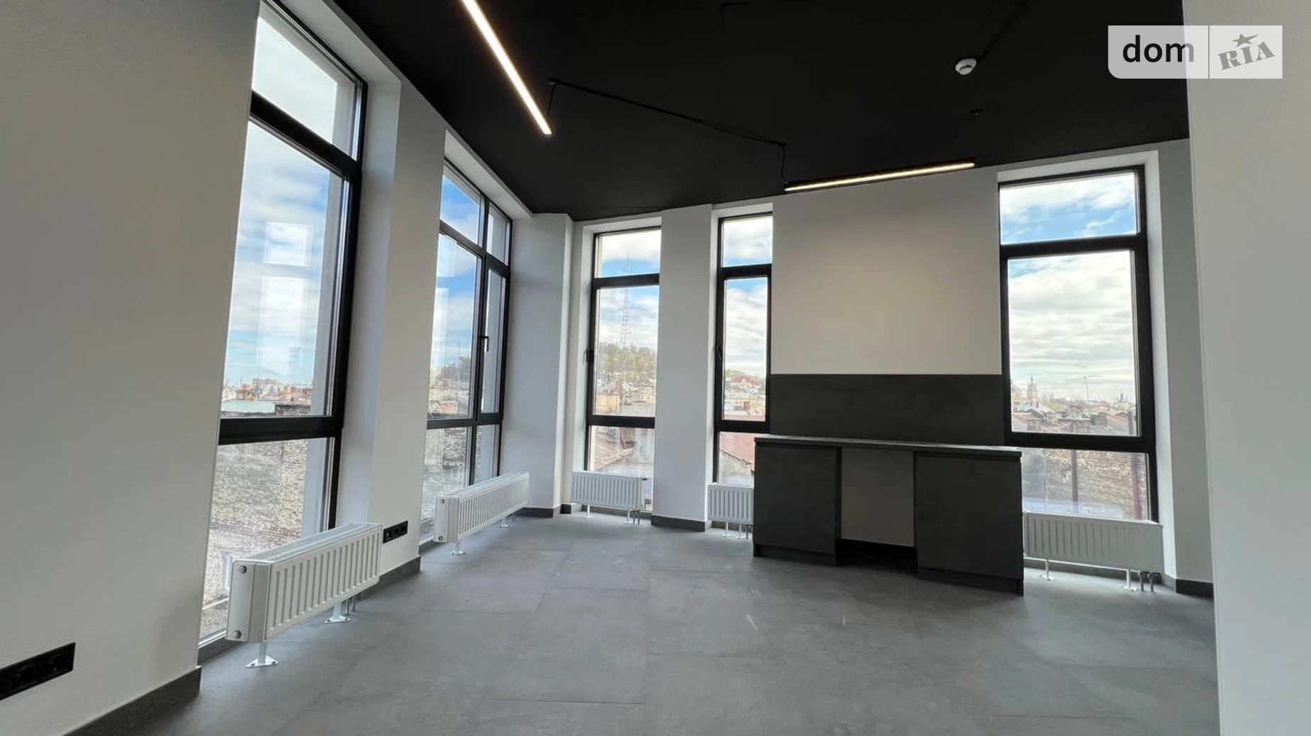 Сдается в аренду офис 204.9 кв. м в бизнес-центре, цена: 3074 $ - фото 5