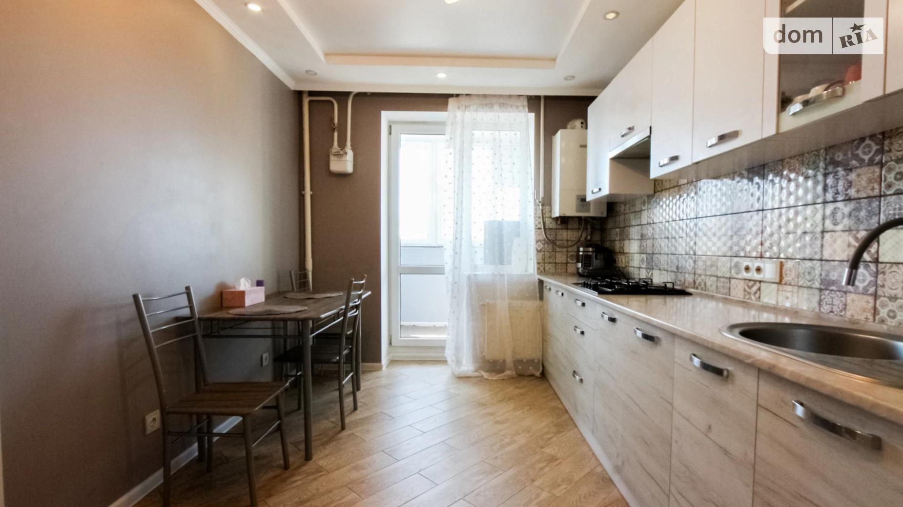 1-комнатная квартира 39.4 кв. м в Луцке, просп. Победы, 32А - фото 4