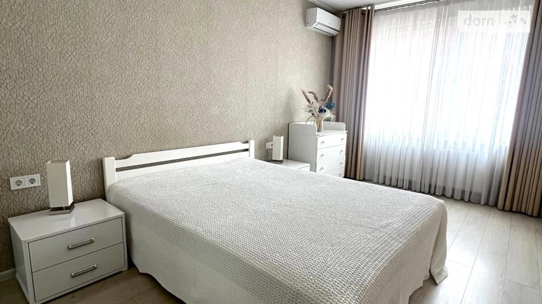 Продается 2-комнатная квартира 57 кв. м в Одессе, мас. Радужный - фото 3