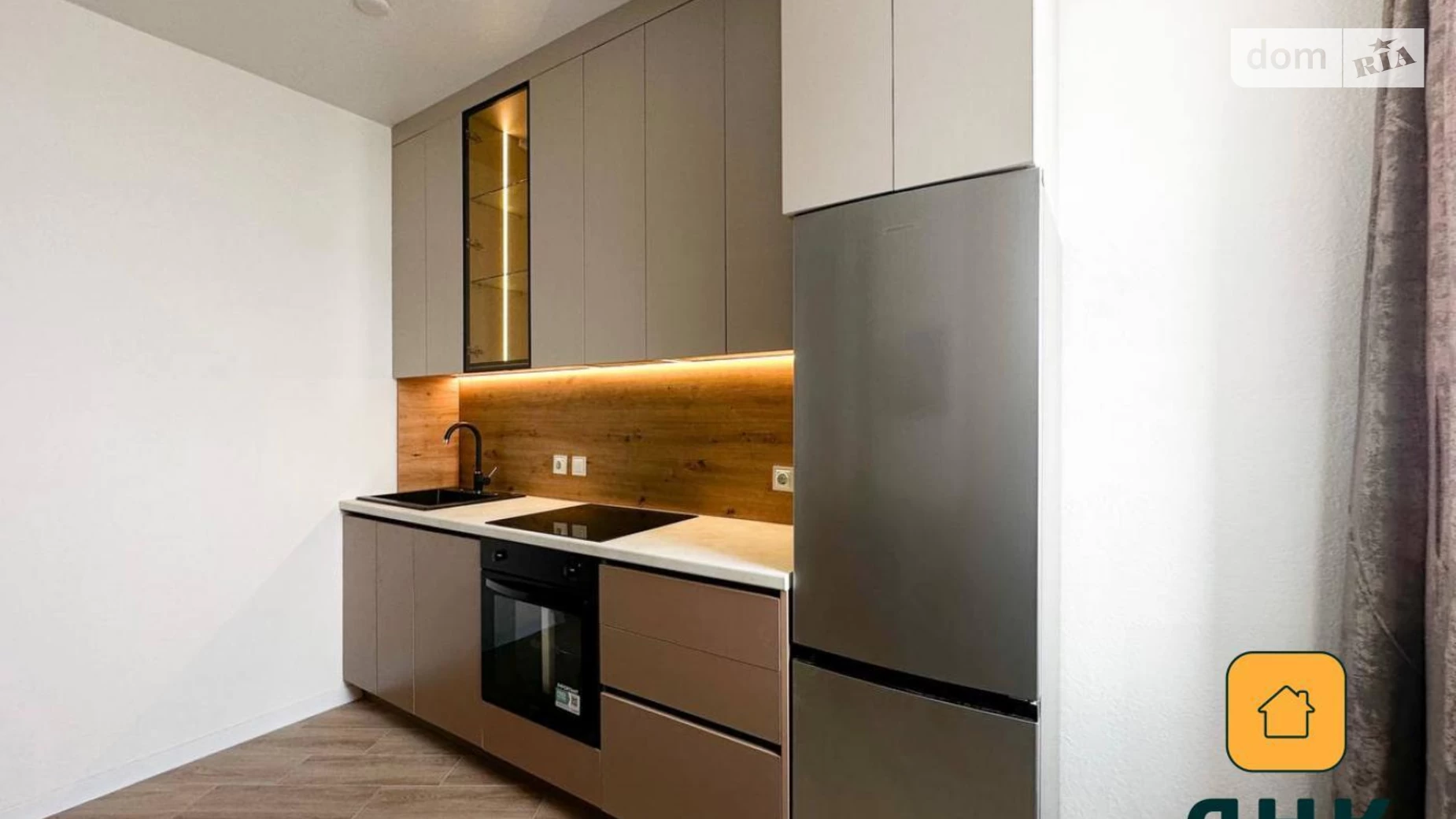 Продается 2-комнатная квартира 59 кв. м в Одессе, ул. Краснова, 3 корпус 60 - фото 2