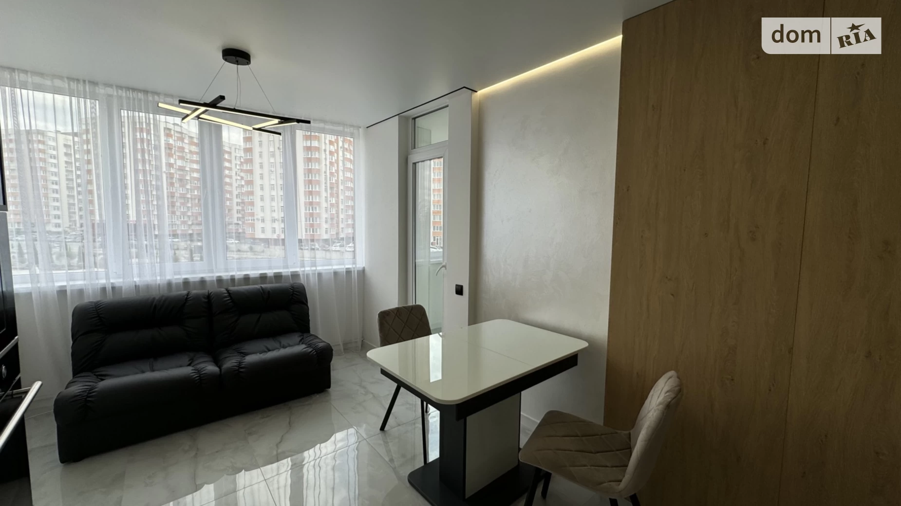 2-кімнатна квартира 72 кв. м у Тернополі, вул. Київська, 8Б - фото 5