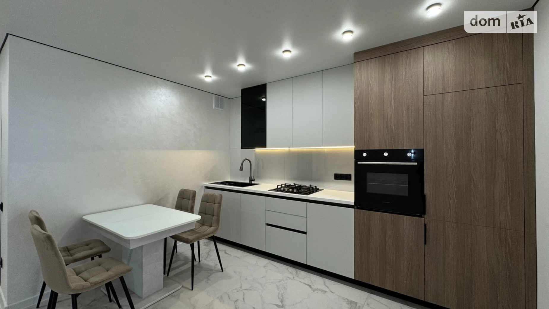 2-кімнатна квартира 58.5 кв. м у Тернополі, цена: 68500 $ - фото 2