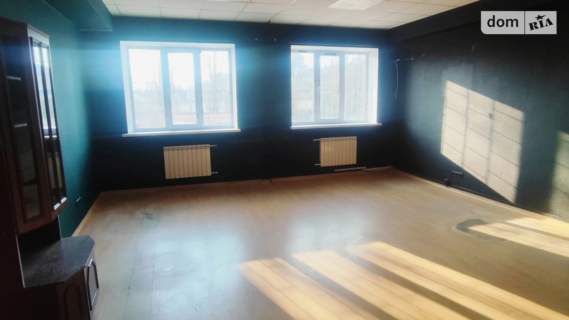Сдается в аренду офис 239 кв. м в бизнес-центре, цена: 38957 грн - фото 2