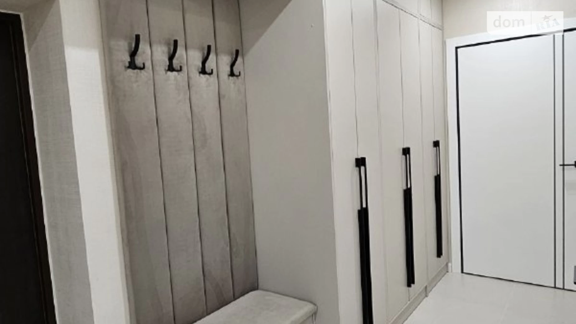 Продается 2-комнатная квартира 59.7 кв. м в Ивано-Франковске, цена: 97000 $ - фото 2