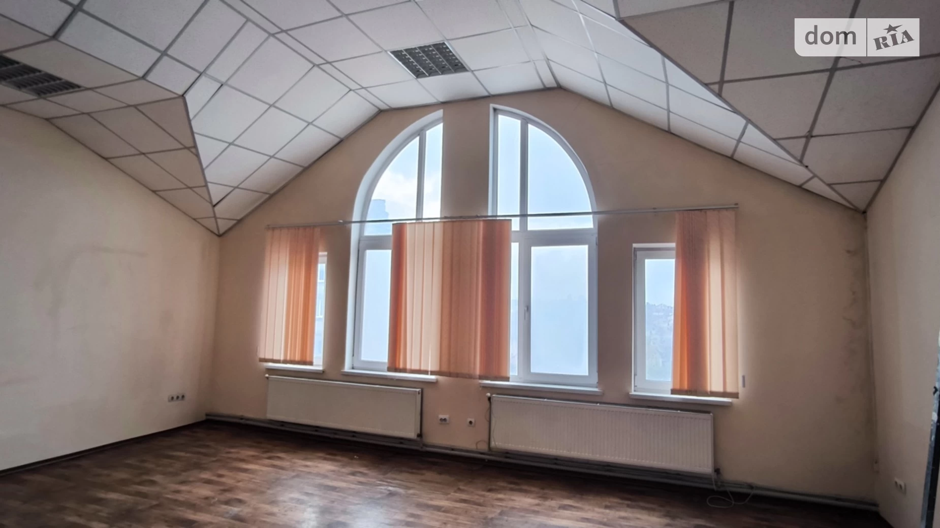 Здається в оренду офіс 38.8 кв. м в бізнес-центрі, цена: 6948 грн - фото 3