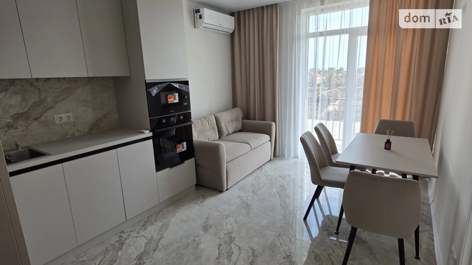 Продается 1-комнатная квартира 44.2 кв. м в Ужгороде, цена: 78500 $ - фото 2