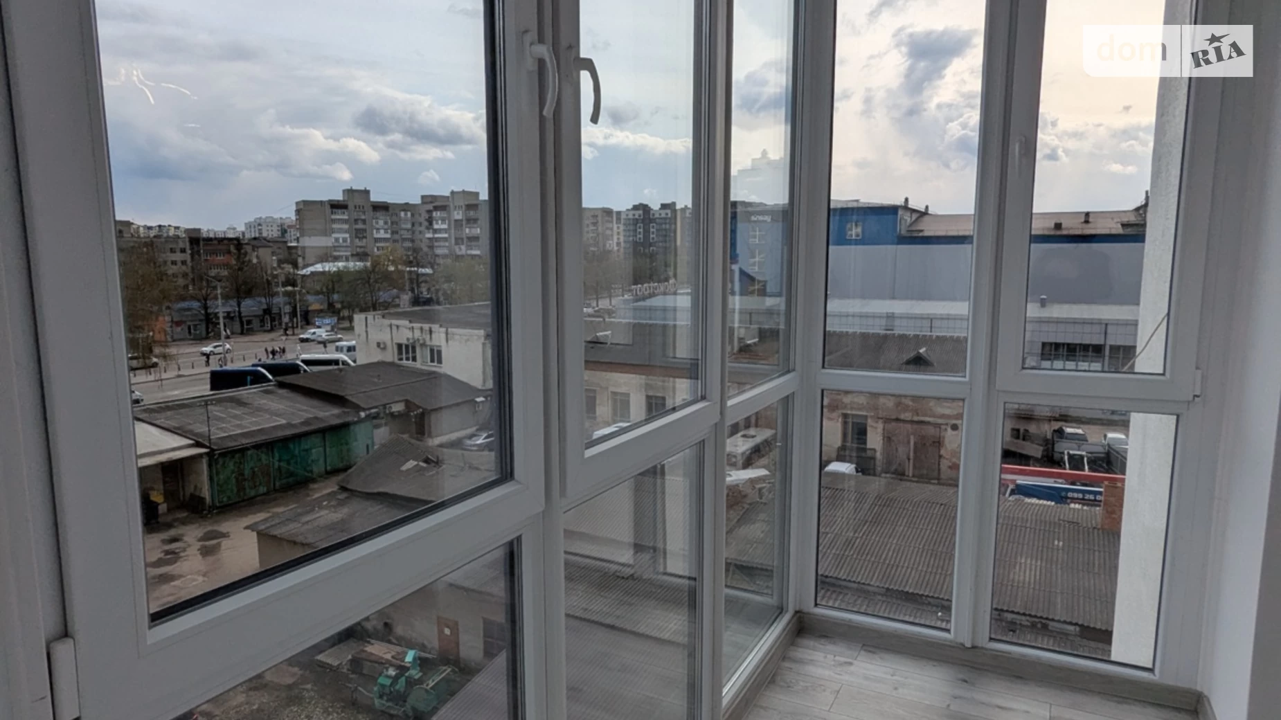 Продається 1-кімнатна квартира 42.3 кв. м у Івано-Франківську, вул. Гетьмана Івана Мазепи, 164 корпус 9 - фото 4