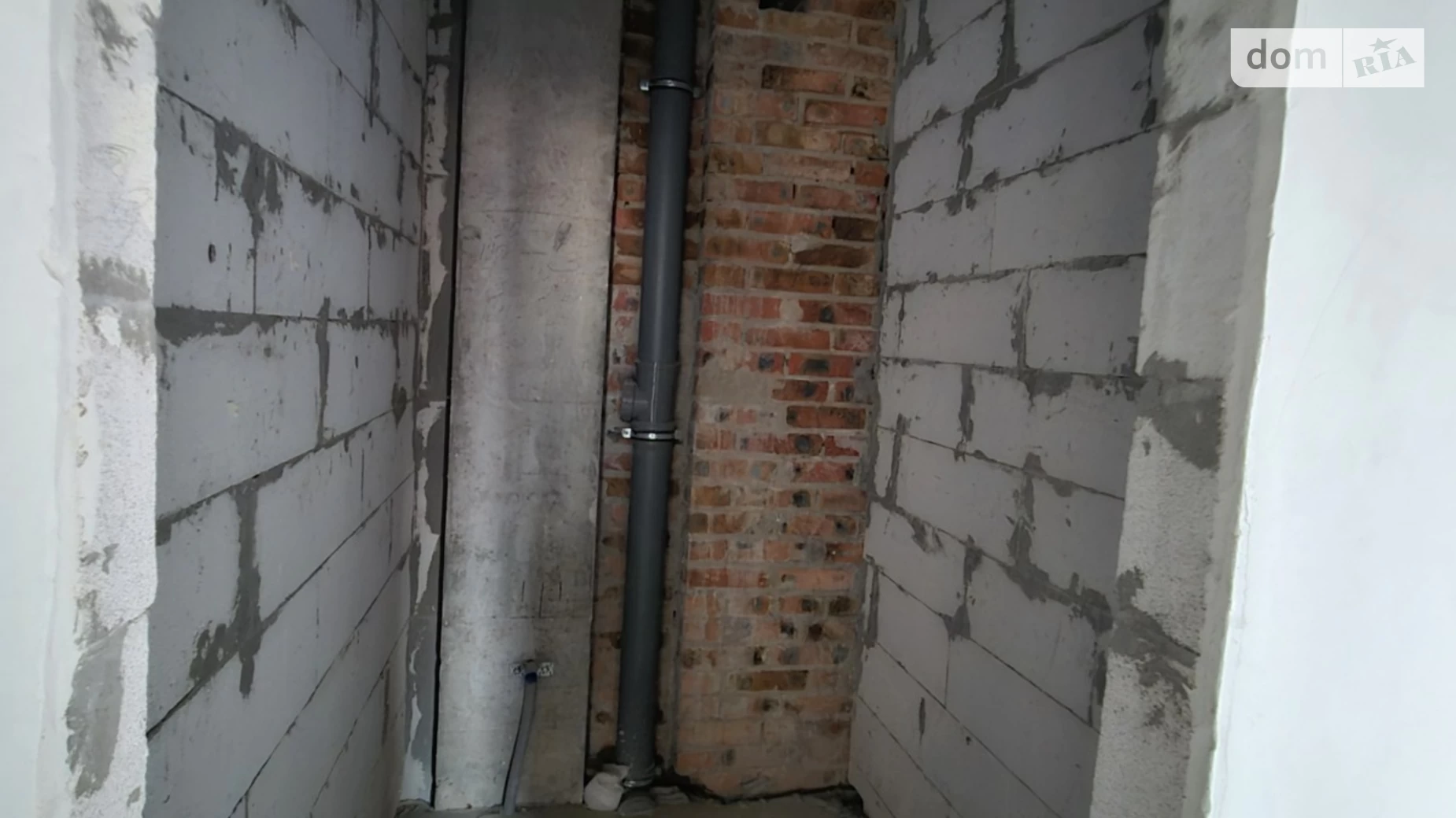 Продается 2-комнатная квартира 58 кв. м в Ровно, ул. Кавказская - фото 3