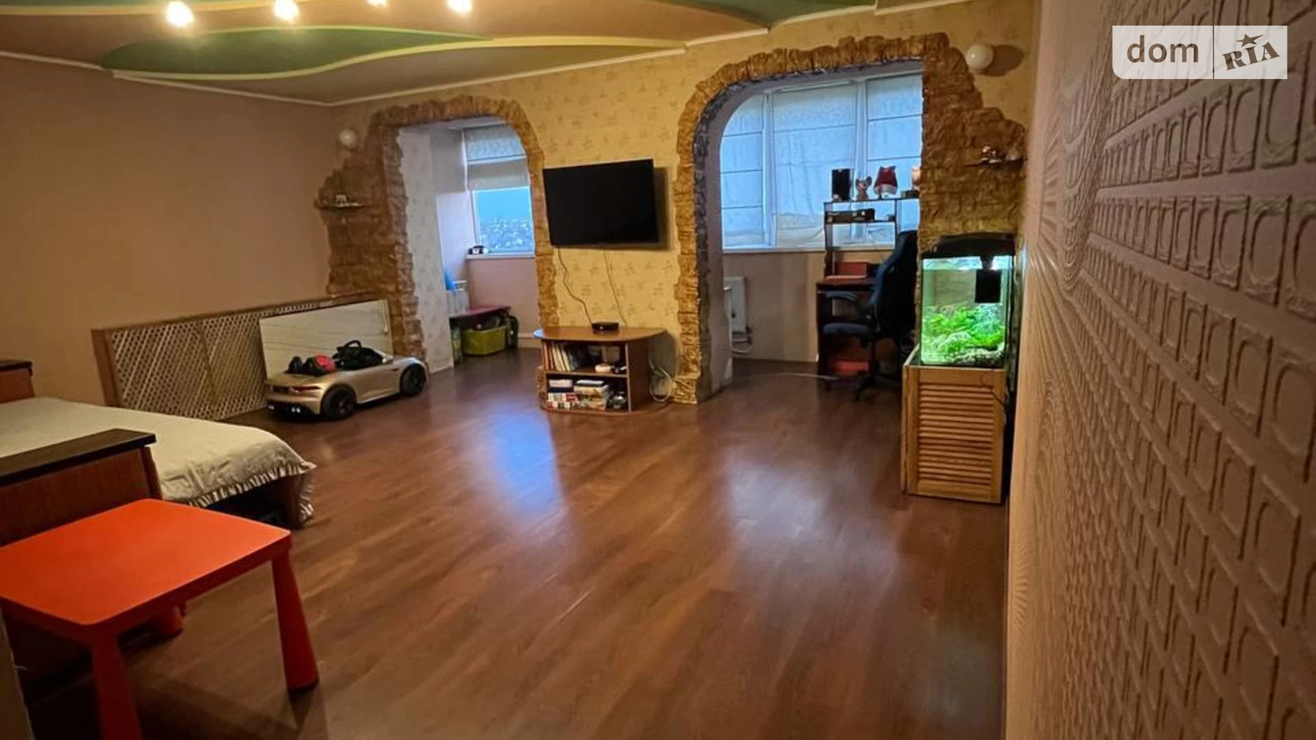 Продается 3-комнатная квартира 84 кв. м в Слобожанском, ул. Совхозная, 68 - фото 4